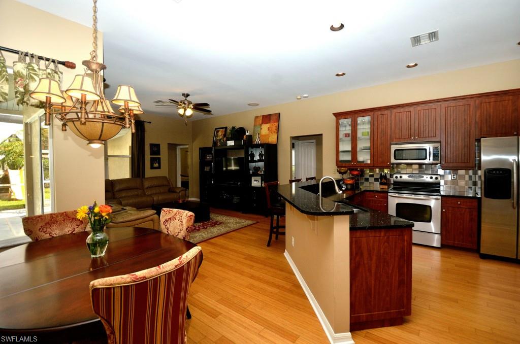 FAIRWAY ISLES - Residential