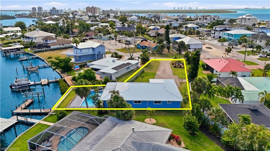 LAGUNA SHORES - Residential