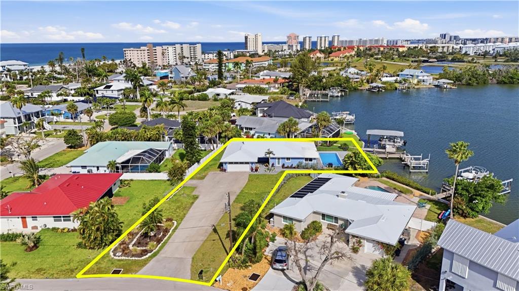 LAGUNA SHORES - Residential