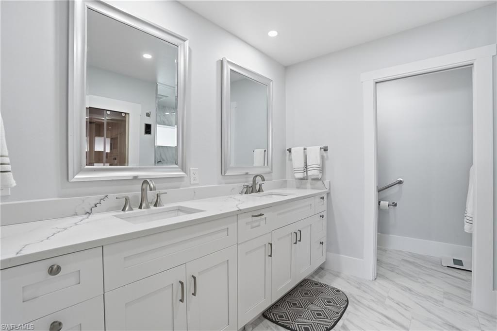 LAGUNA SHORES - Residential