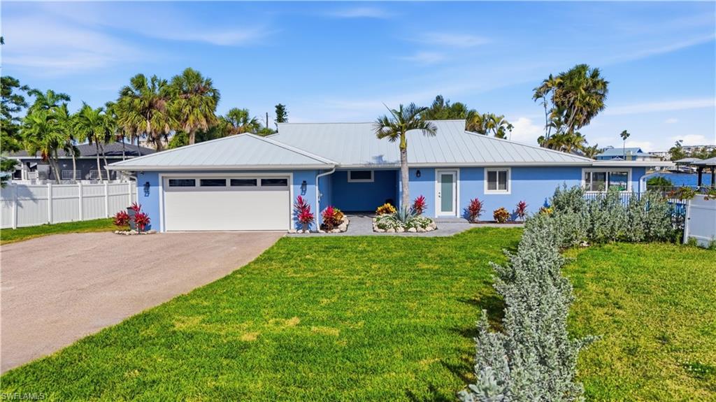 LAGUNA SHORES - Residential