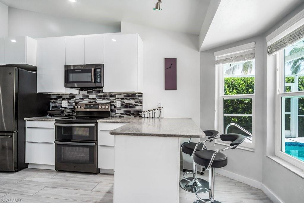 MARCO ISLAND - Residential