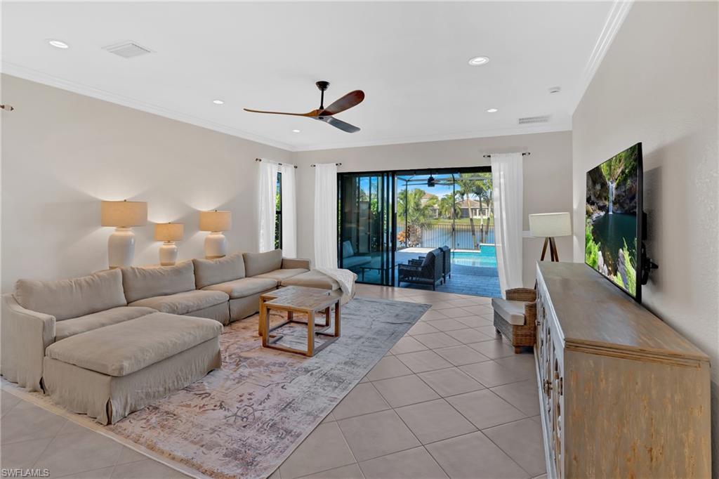 MARINA BAY - Residential