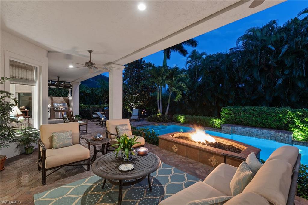 MOORINGS - Residential