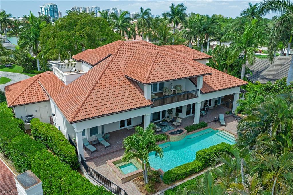 MOORINGS - Residential