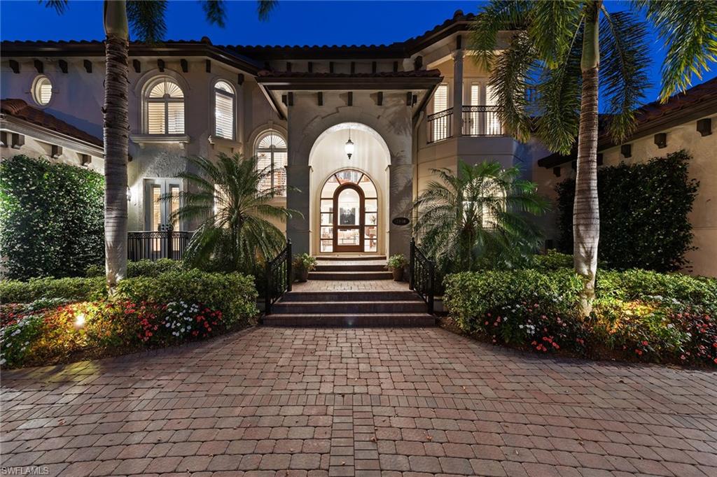 MOORINGS - Residential