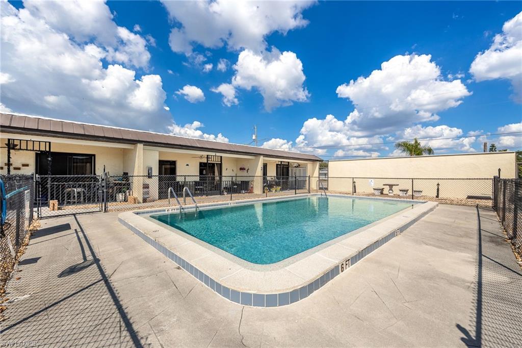 CAPE TOWNE CONDO - Residential