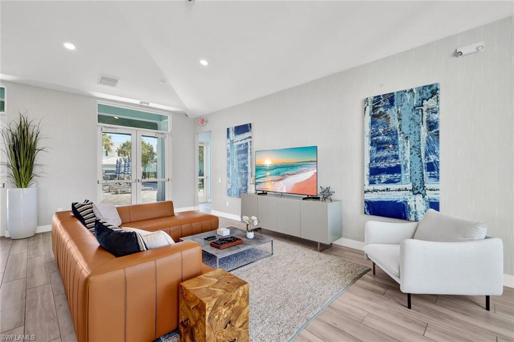 VILLA MAR BONITA BEACH - Residential