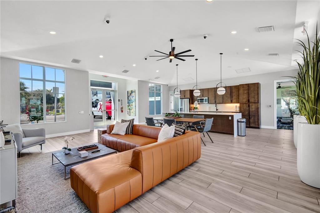 VILLA MAR BONITA BEACH - Residential