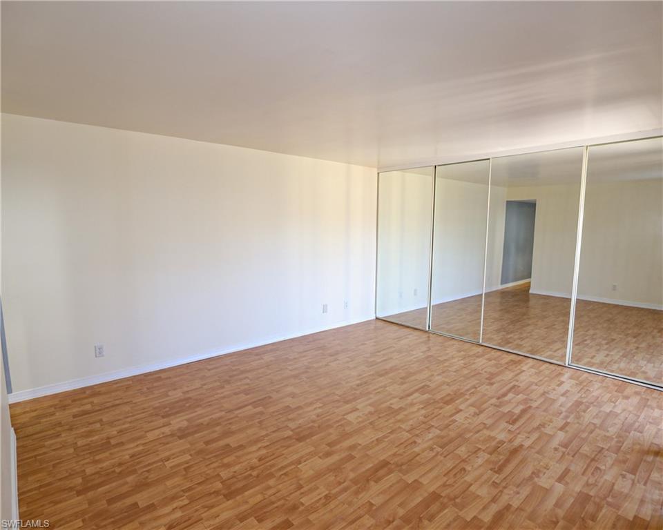 PARKWOODS TOWNHOUSE COMMUNITY - Residential