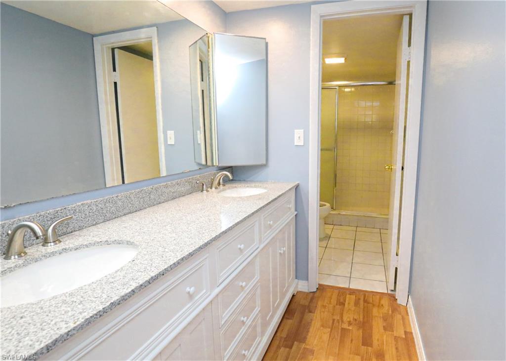 PARKWOODS TOWNHOUSE COMMUNITY - Residential