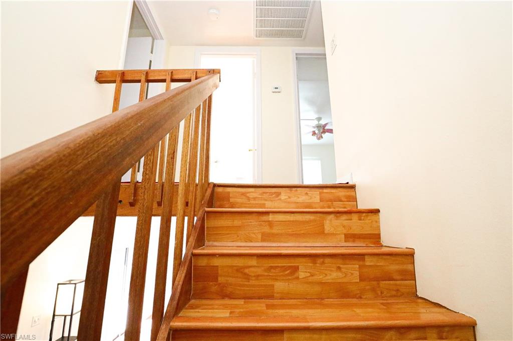 PARKWOODS TOWNHOUSE COMMUNITY - Residential