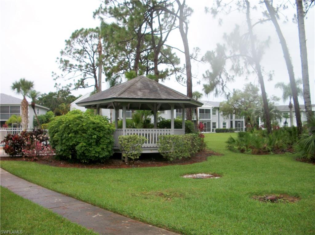 FOXMOOR CONDO - Residential