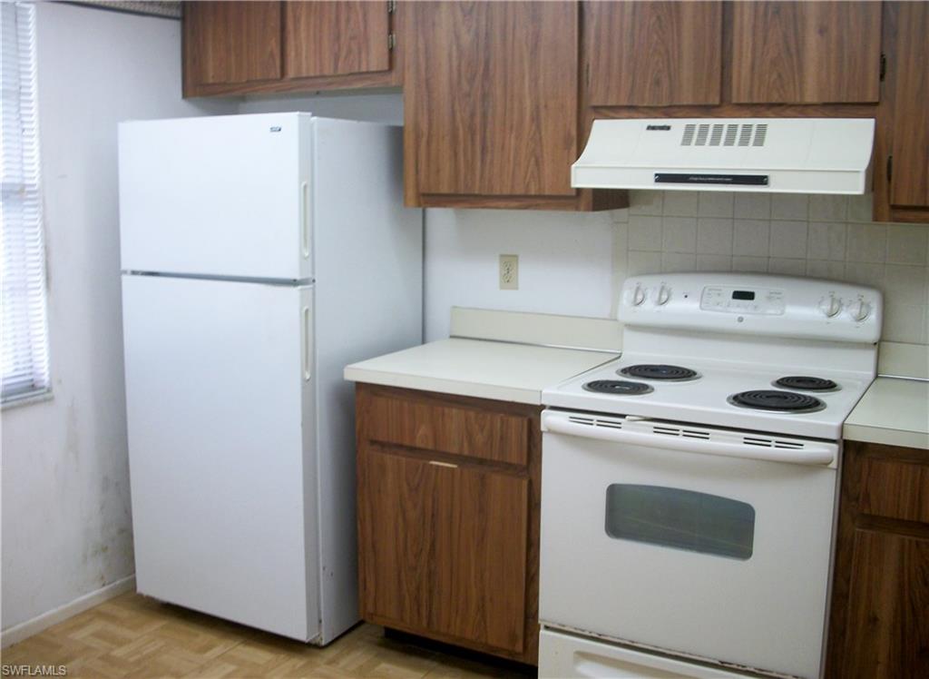 FOXMOOR CONDO - Residential