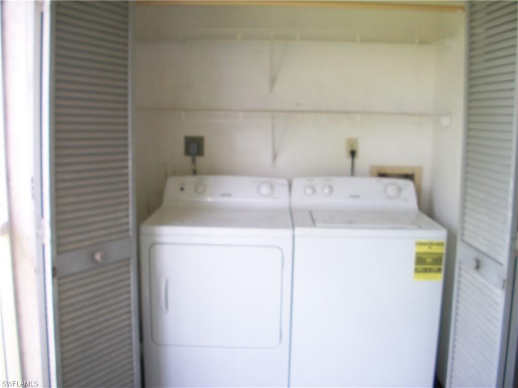 FOXMOOR CONDO - Residential