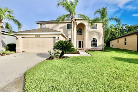 A home in ESTERO