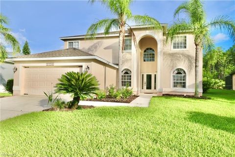 A home in ESTERO