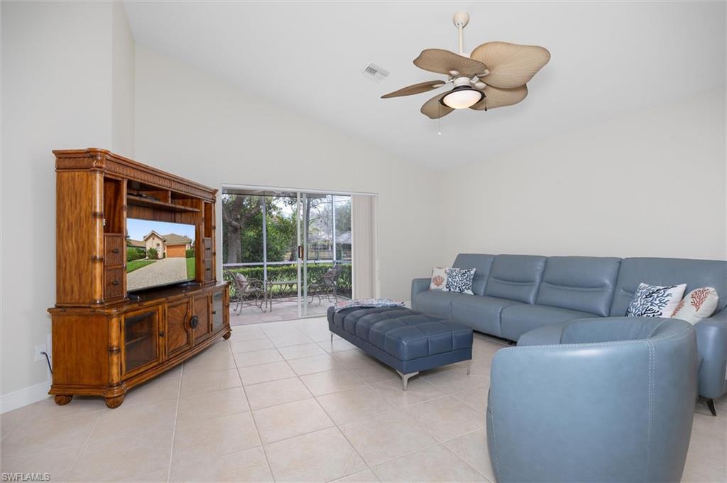 CASA DEL LAGO - Residential