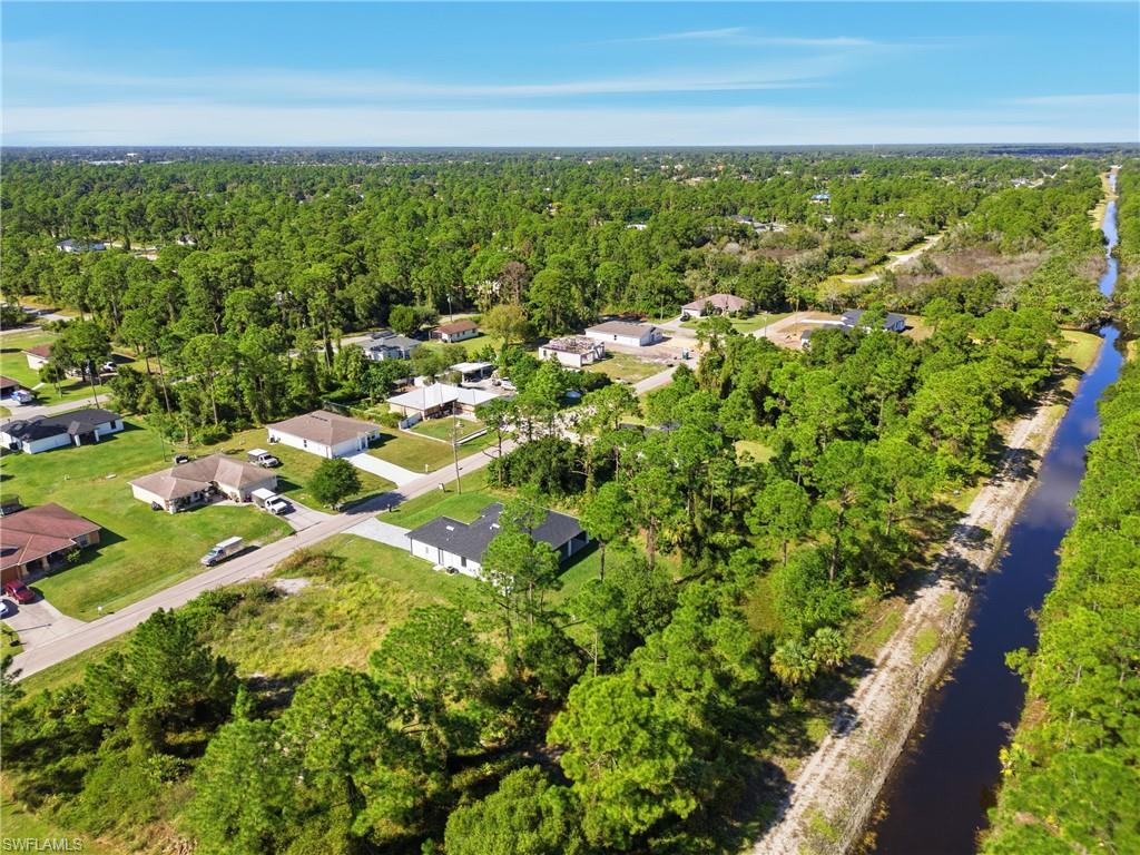 MIRROR LAKES - Residential