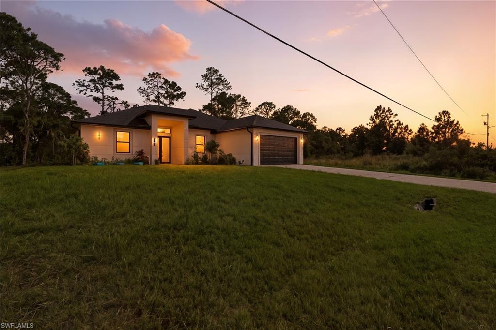 MIRROR LAKES - Residential