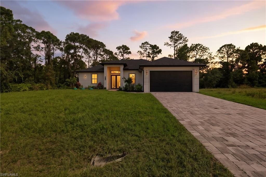 MIRROR LAKES - Residential