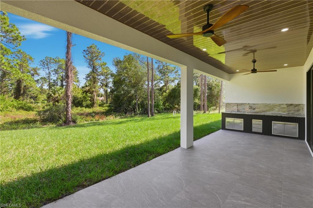 MIRROR LAKES - Residential