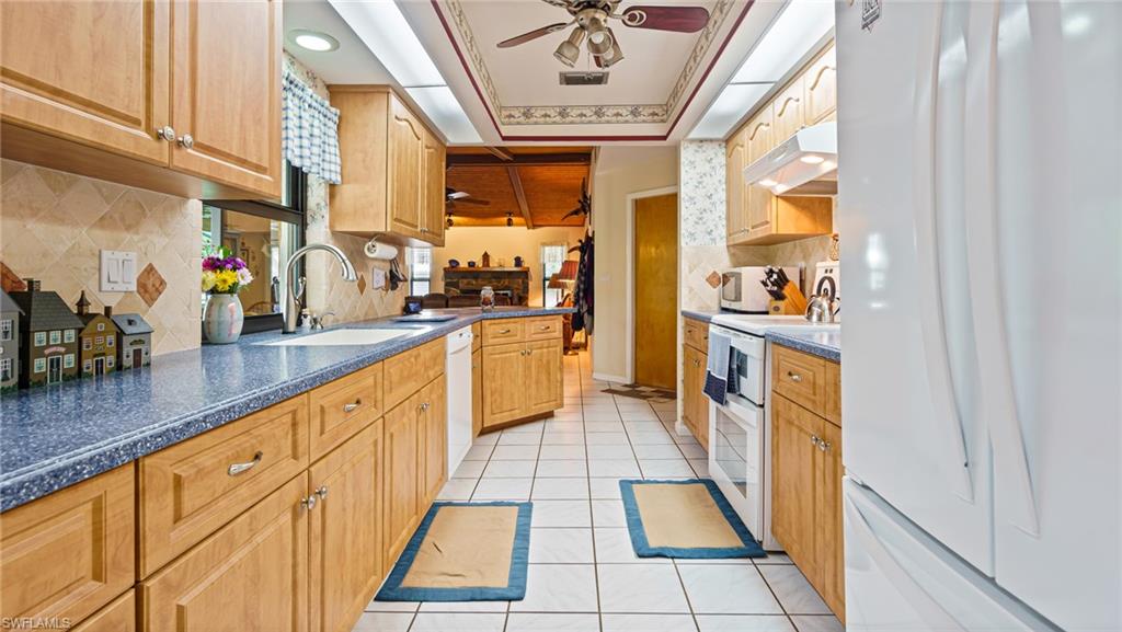 NORTH FORT MYERS - Residential