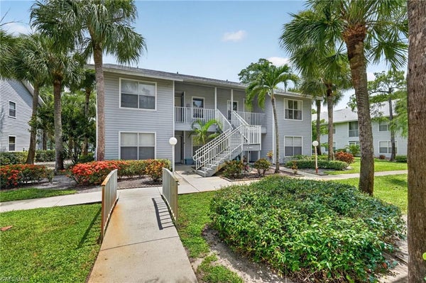 1915 COURTYARD WAY APT 202, NAPLES, FL 34112 - Image c29e109d10692b381d8a4e7d059c5b60/509754310