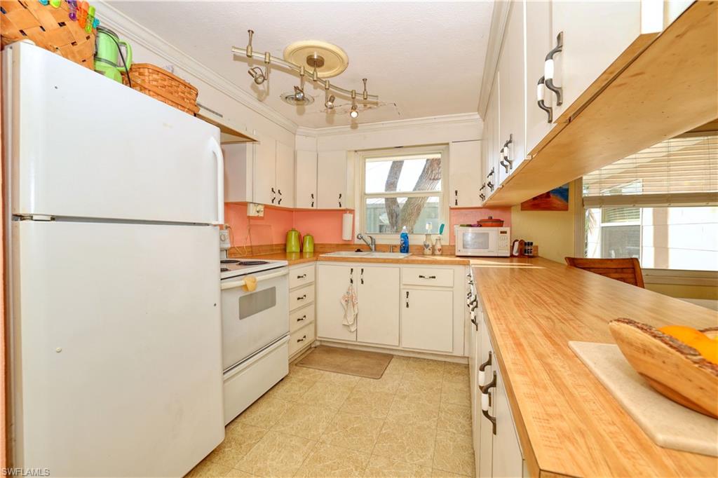 GULF HEIGHTS - Residential