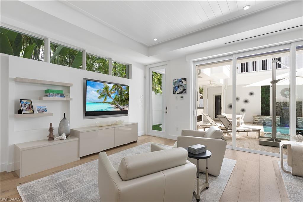 OLDE NAPLES - Residential