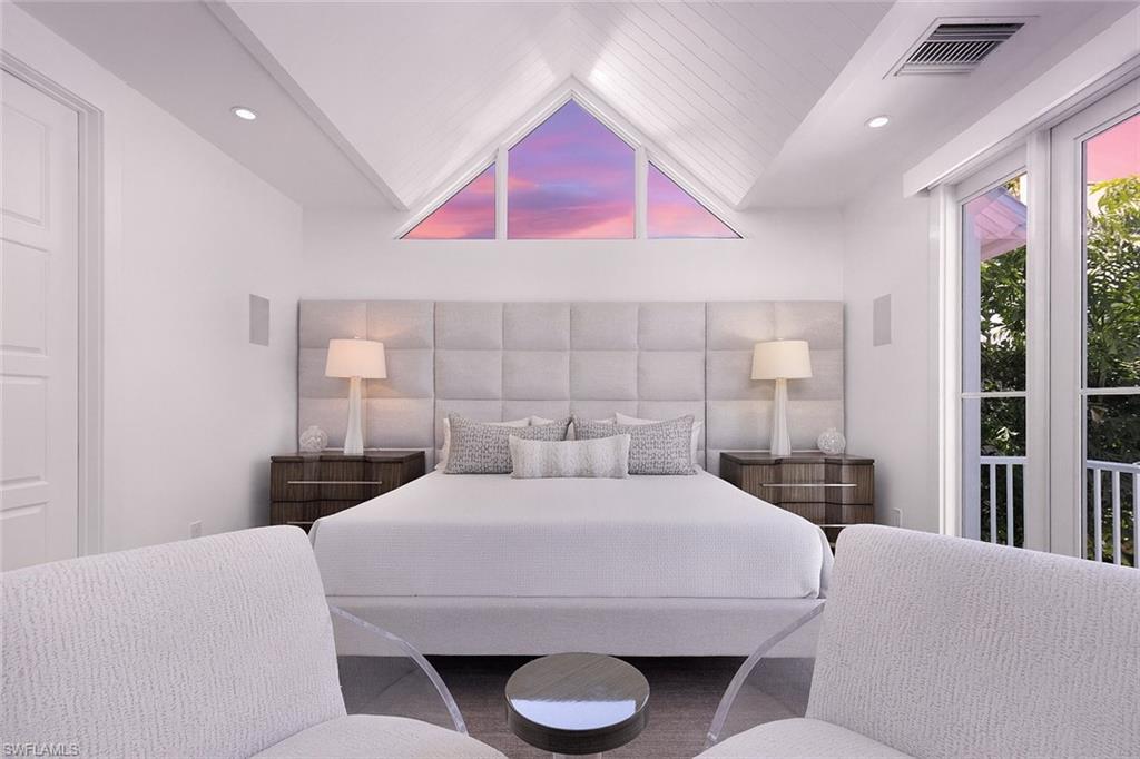 OLDE NAPLES - Residential