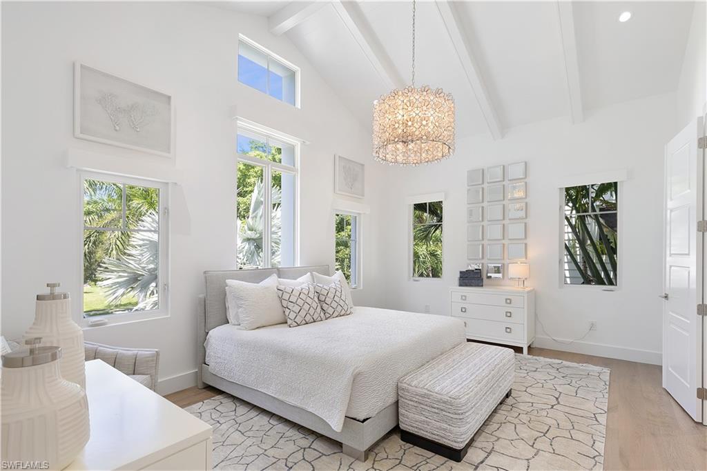 OLDE NAPLES - Residential