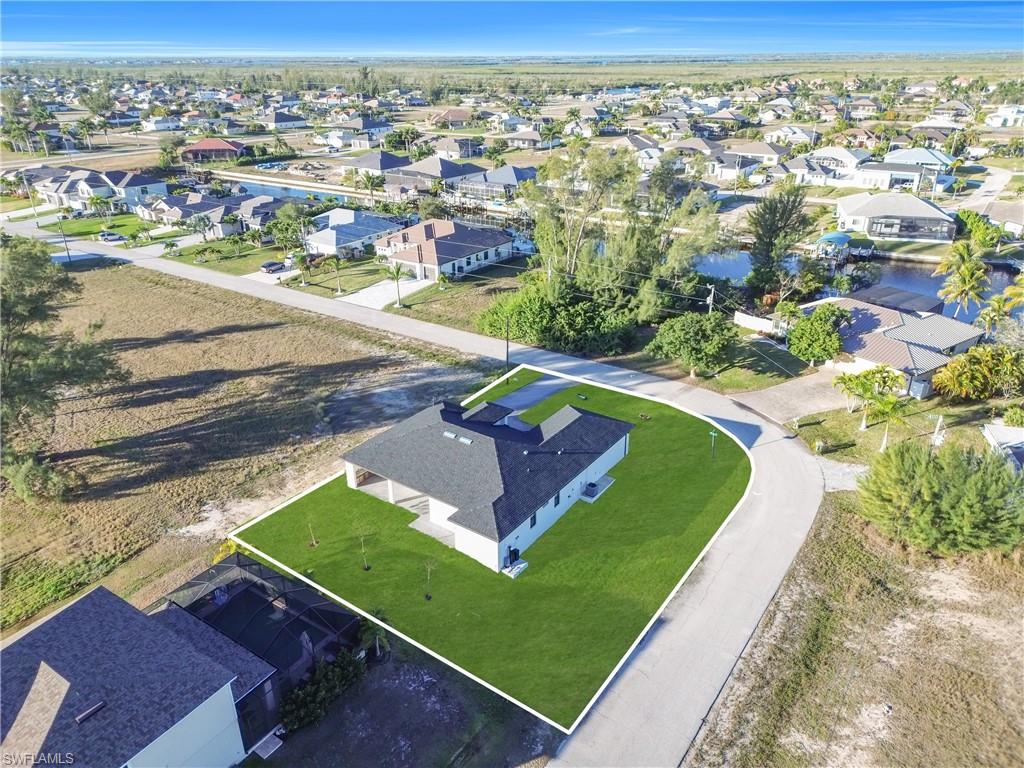 CAPE CORAL - Residential