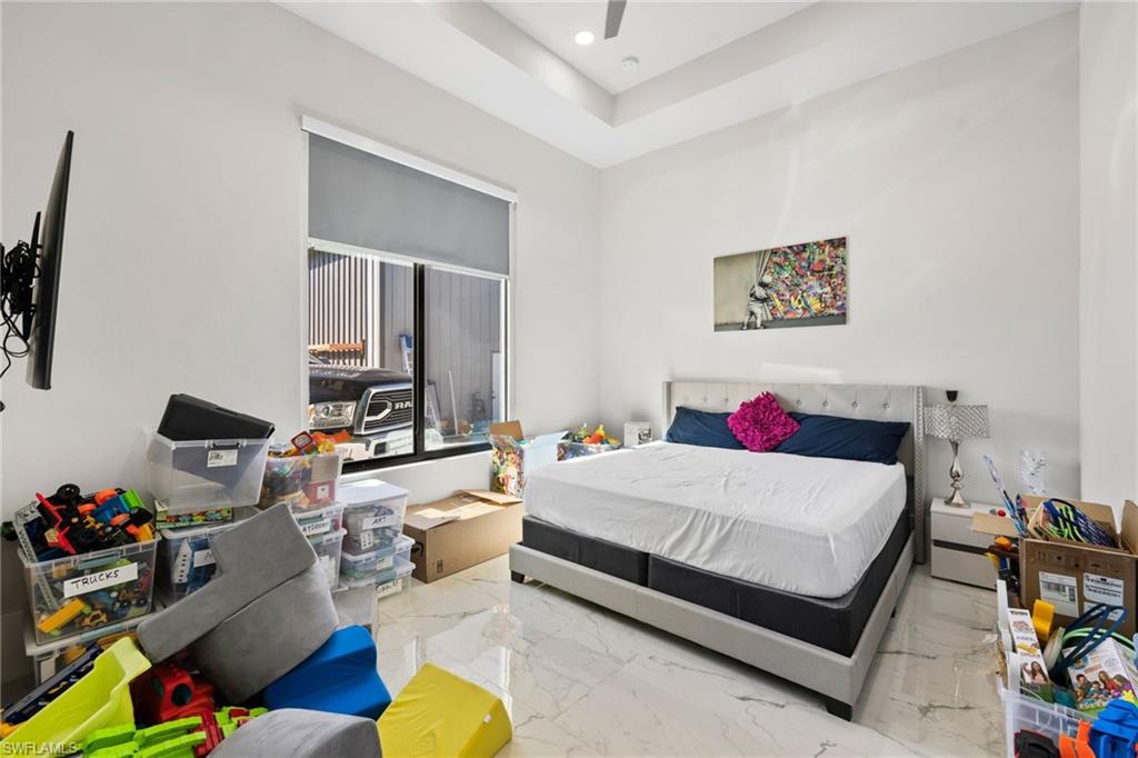 PINE SHADOWS AIR PARK - Residential