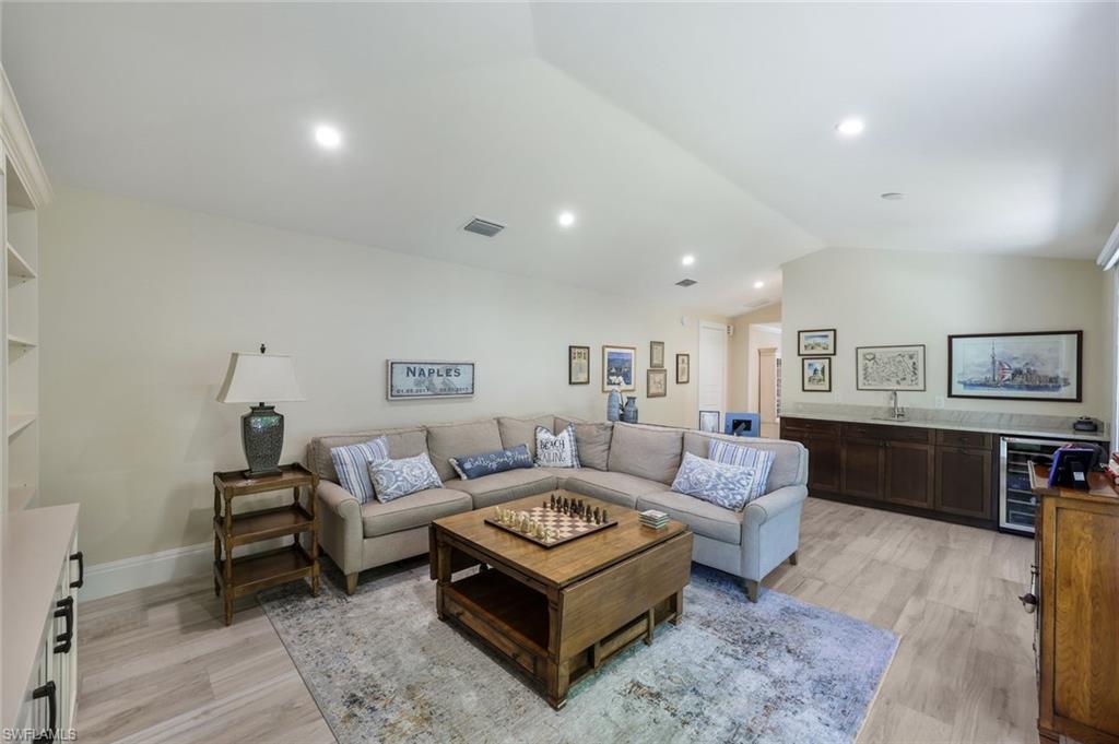 COLLIERS RESERVE - Residential