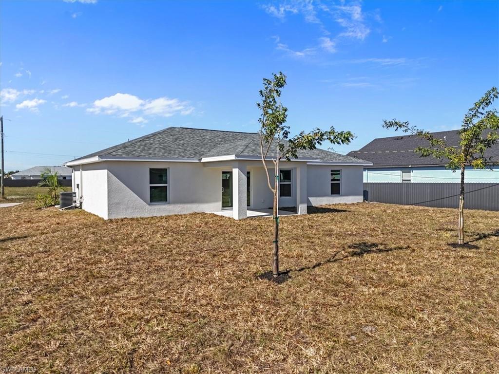 CAPE CORAL - Residential