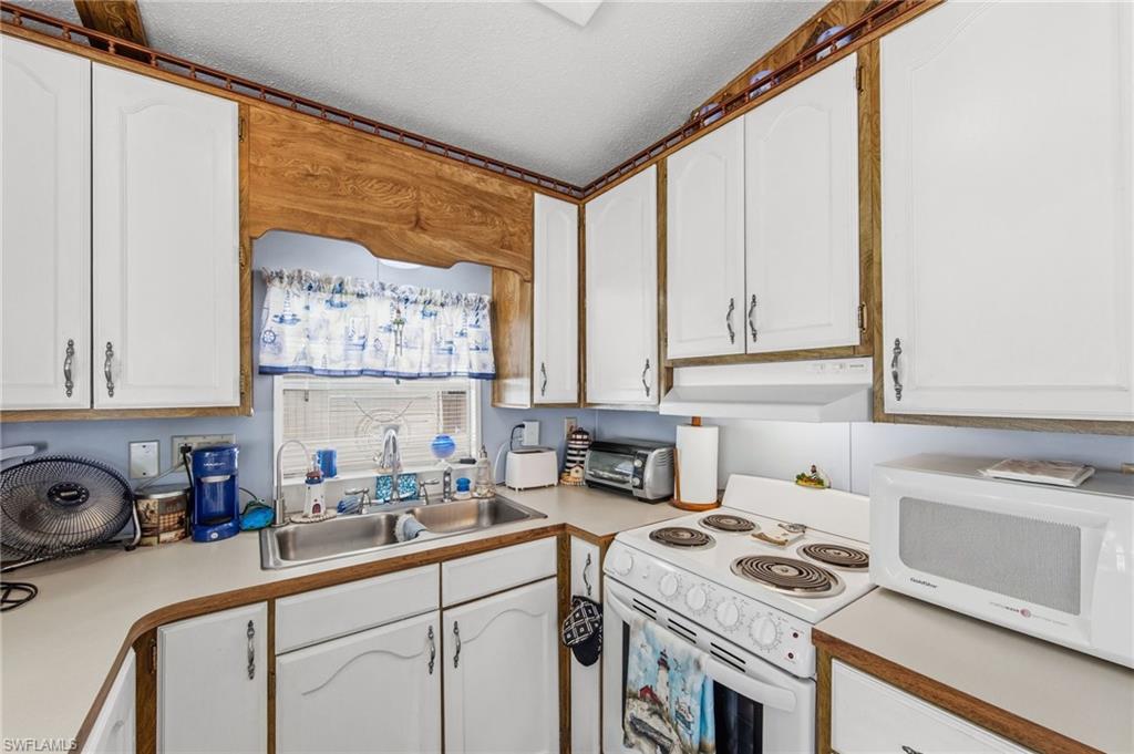 FOUNTAIN VIEW RV RESORT - Residential