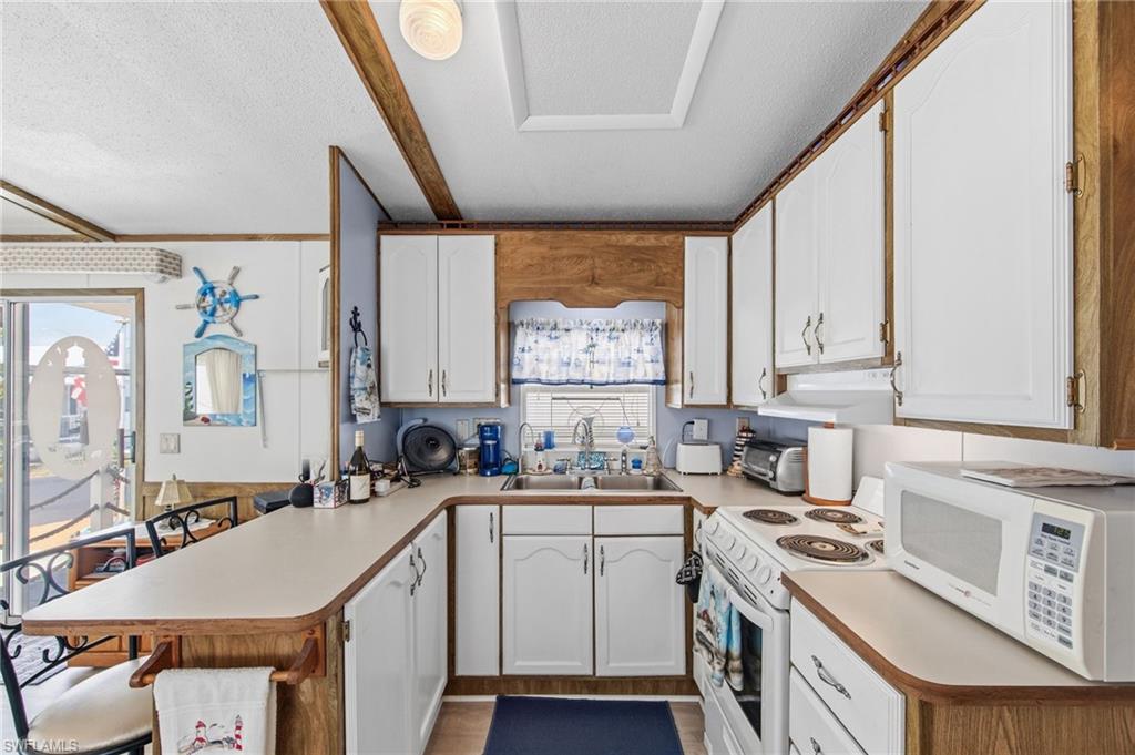 FOUNTAIN VIEW RV RESORT - Residential