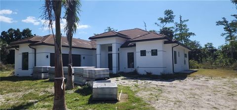 563 15th ST NW NAPLES FL 34120