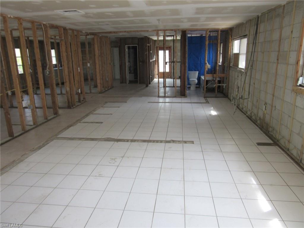 MCPHIE PARK - Residential