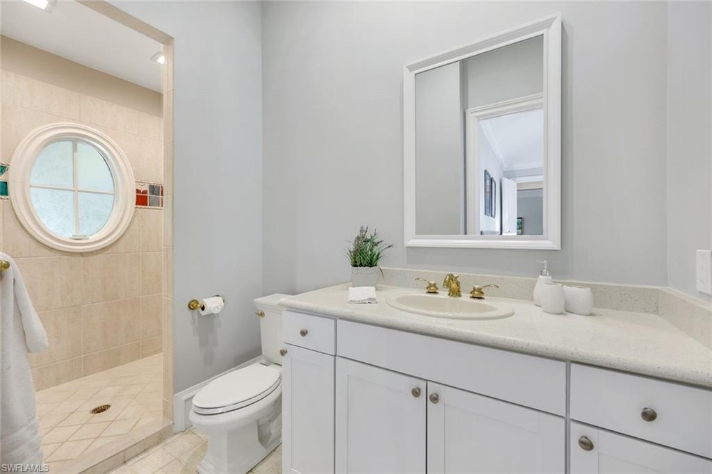 AQUALANE SHORES - Residential