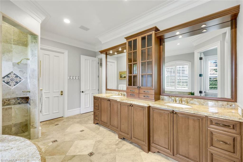 AQUALANE SHORES - Residential