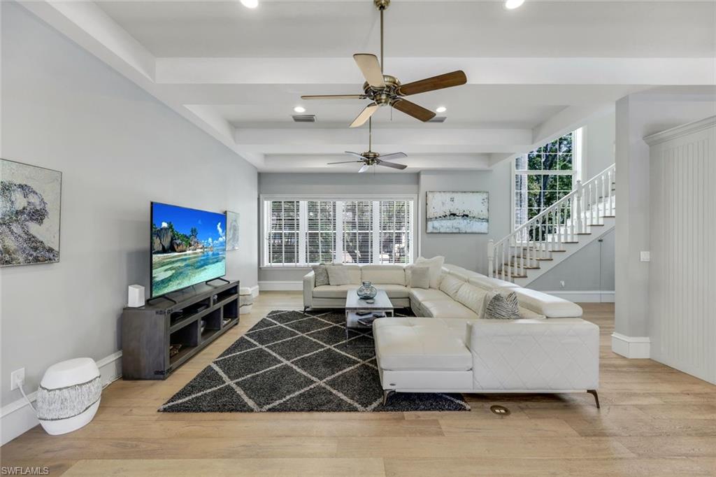 AQUALANE SHORES - Residential