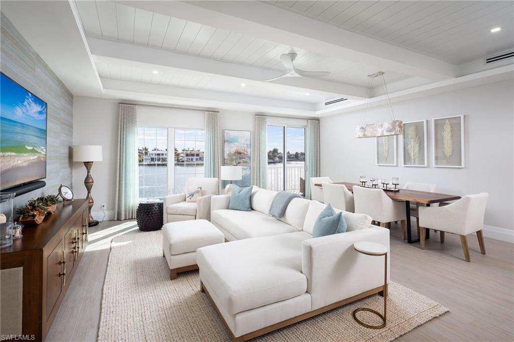 VENETIAN VILLAS - Residential