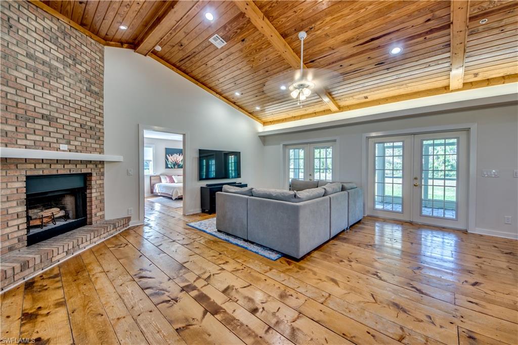 HUNTERS GLEN - Residential