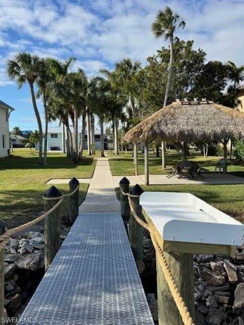 GULF ISLAND MANOR - Land