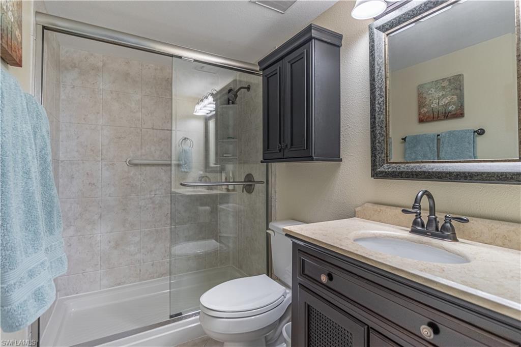 SEVEN LAKES - Residential