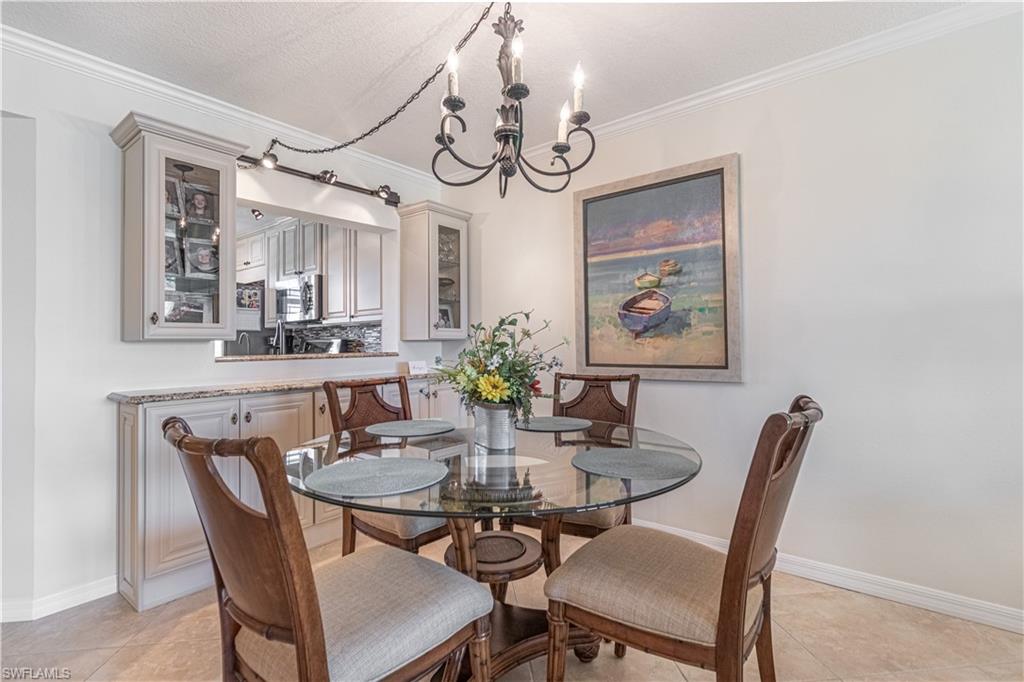 SEVEN LAKES - Residential