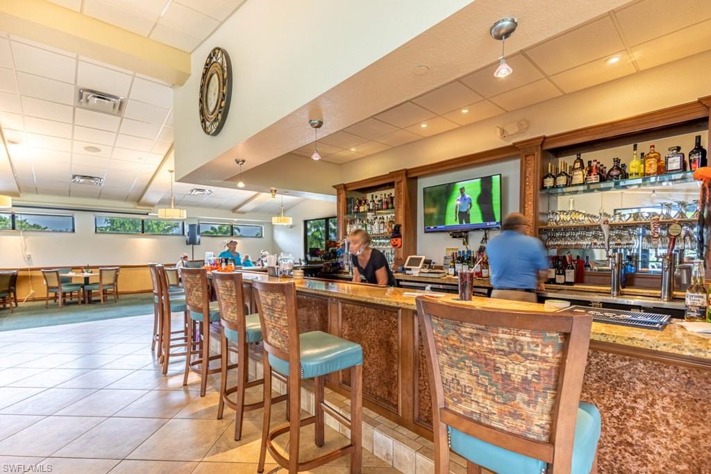 SEVEN LAKES - Residential