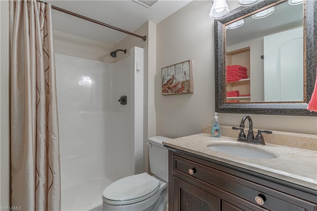 SEVEN LAKES - Residential